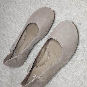 Eileen Fisher Women's Suede Ballet Flats Sz 6